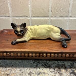 MCM vintage Siamese cat figurine Porcelain Blue Eyes  produced in Japan